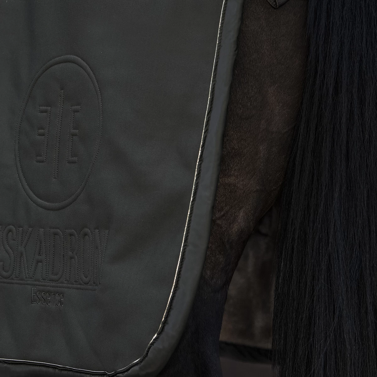 Zweetdeken Eskadron Essence Jersey Faux Fur Donkergroen - Afbeelding 4